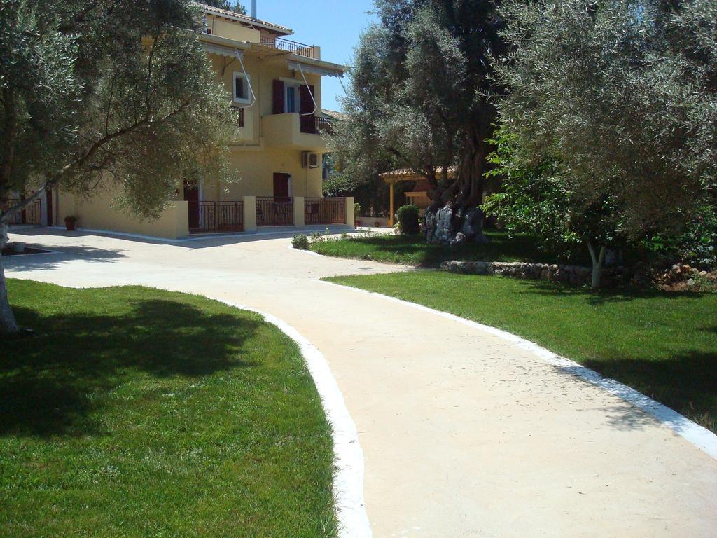 To Agridi Apartment Tsoukaladhes Luaran gambar
