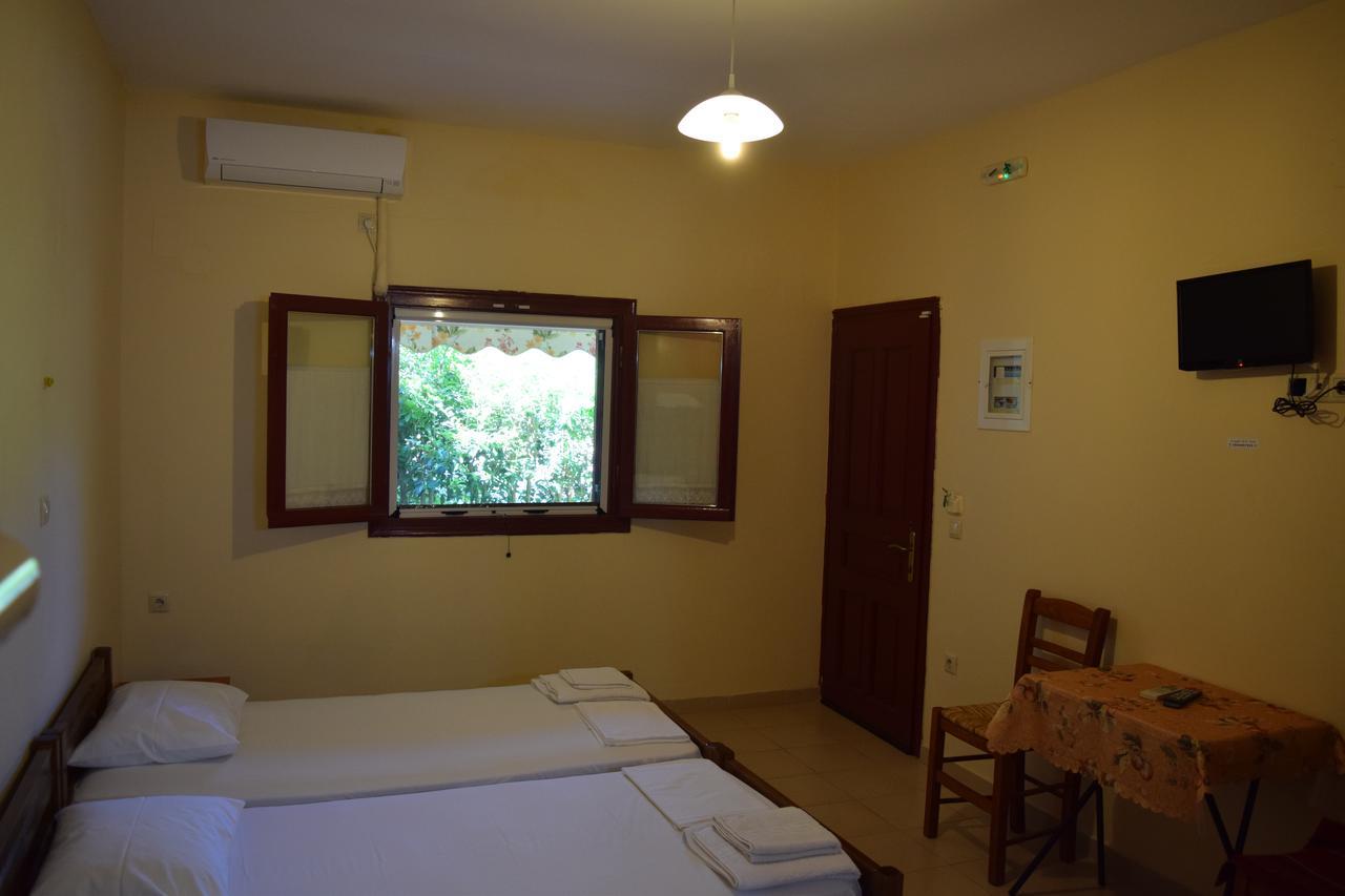 To Agridi Apartment Tsoukaladhes Luaran gambar