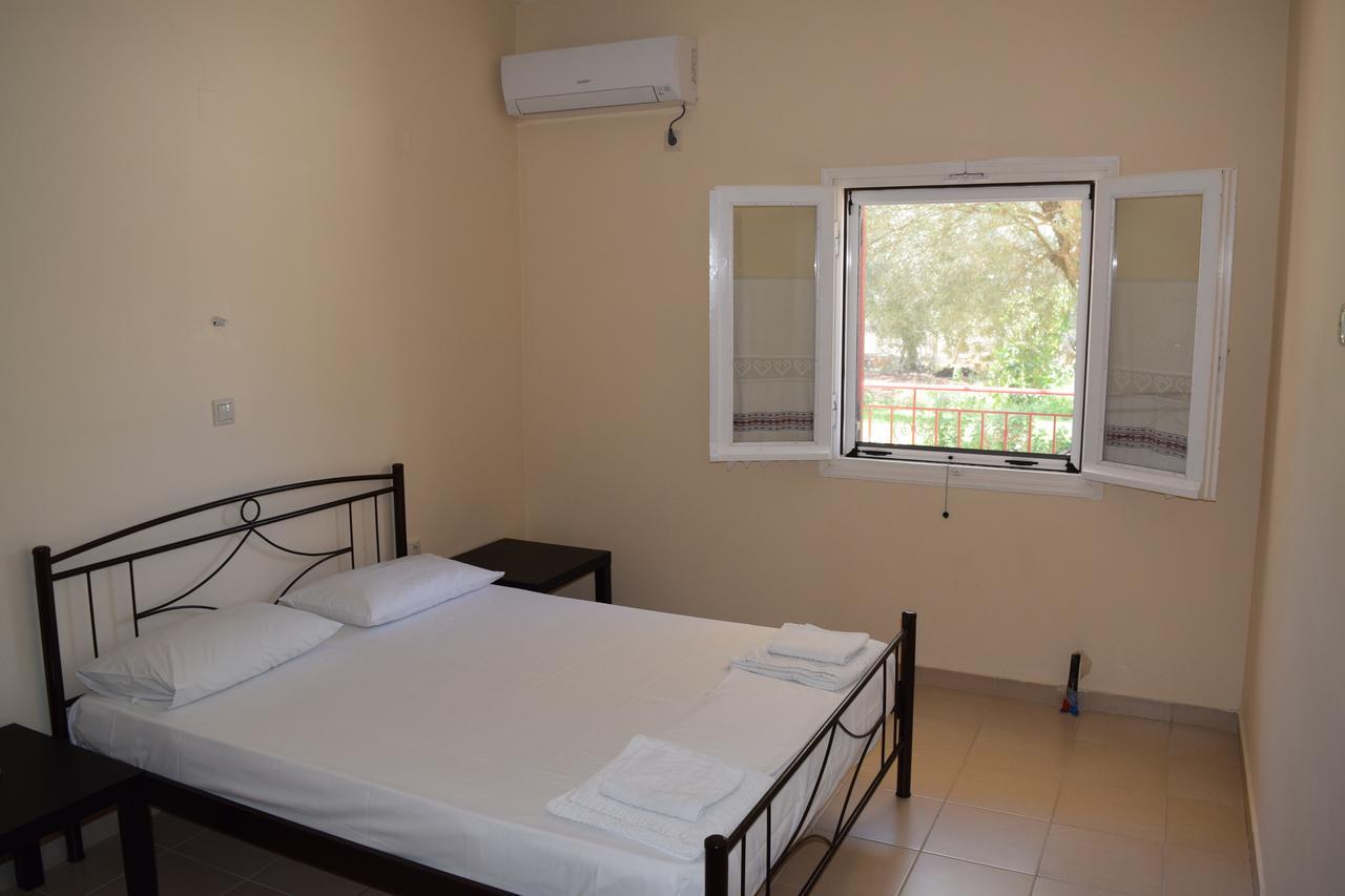 To Agridi Apartment Tsoukaladhes Luaran gambar