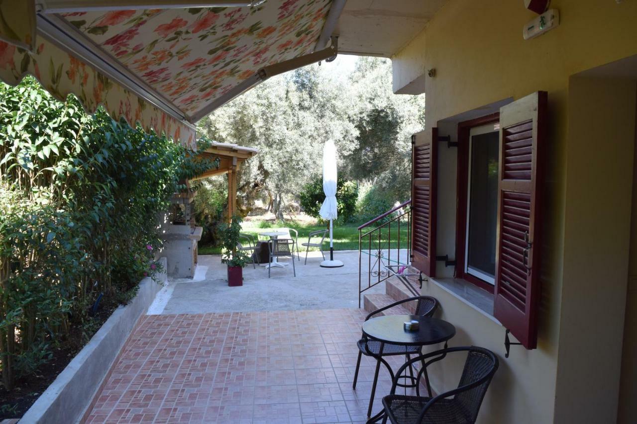 To Agridi Apartment Tsoukaladhes Luaran gambar